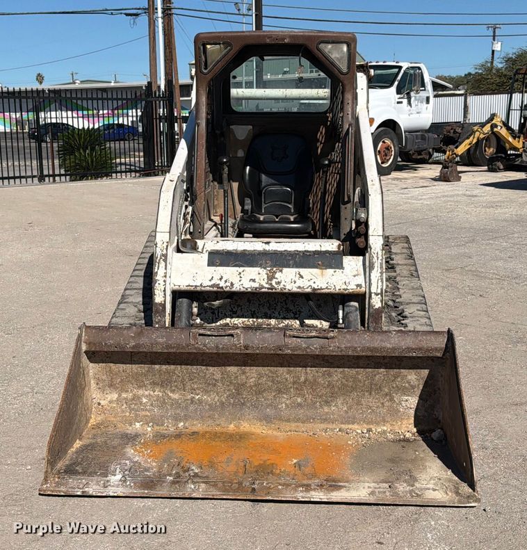 MINI CARGADOR SOBRE ORUGAS 2010 BOBCAT T190