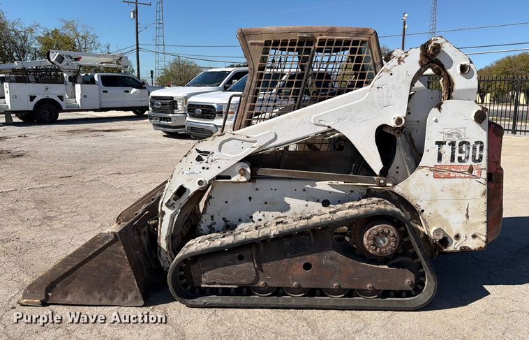 image for item DX5890 2010 Bobcat T190 tracked skid steer loader