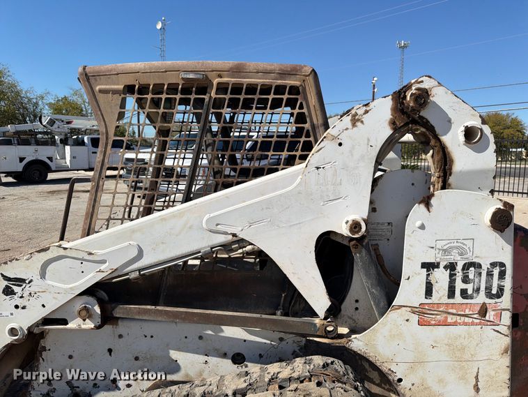 image for item DX5890 2010 Bobcat T190 tracked skid steer loader