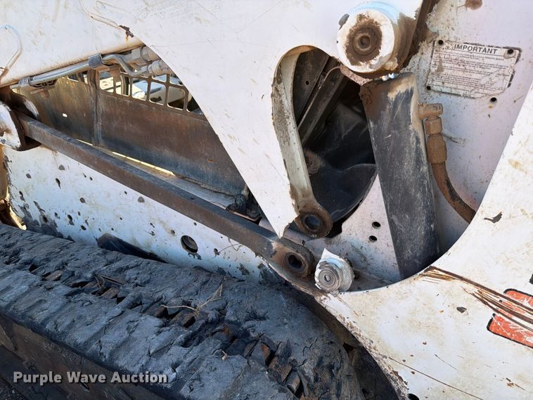 image for item DX5890 2010 Bobcat T190 tracked skid steer loader