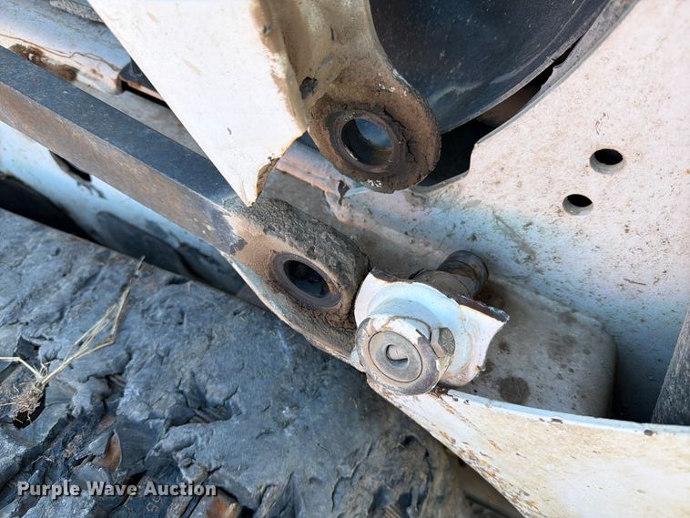 image for item DX5890 2010 Bobcat T190 tracked skid steer loader