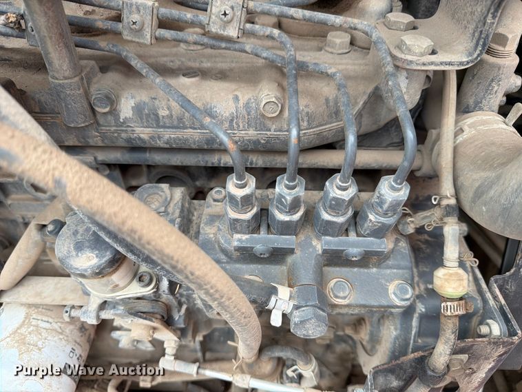 image for item DX5891 2006 Bobcat S220 skid steer loader