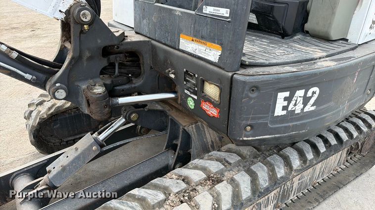 image for item DX5894 2016 Bobcat E42 mini excavator
