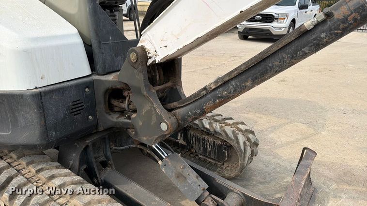 image for item DX5894 2016 Bobcat E42 mini excavator