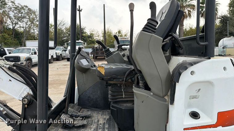 image for item DX5894 2016 Bobcat E42 mini excavator
