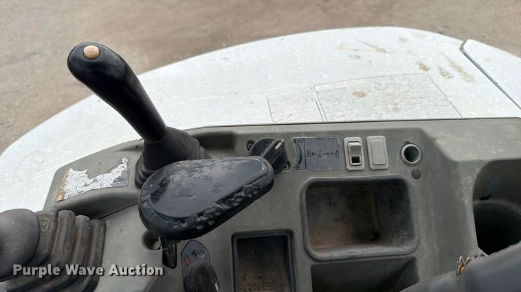 image for item DX5894 2016 Bobcat E42 mini excavator