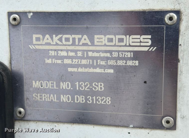 image for item DX5896 2018 Ford F550 Super Duty Crew Cab bucket truck