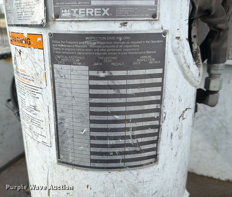 image for item DX5896 2018 Ford F550 Super Duty Crew Cab bucket truck