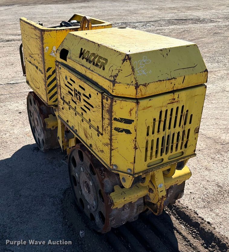 image for item DX5898 Wacker RT560 trench compactor
