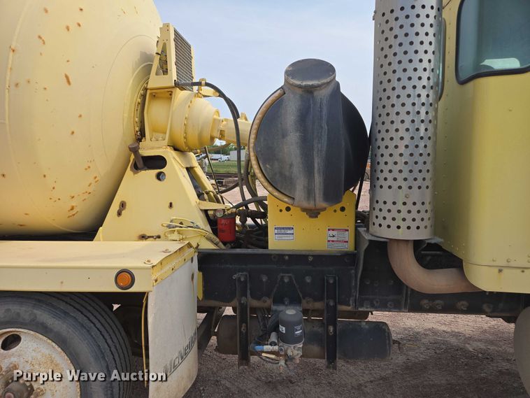 image for item DY1133 2009 Kenworth W900  ready mix truck