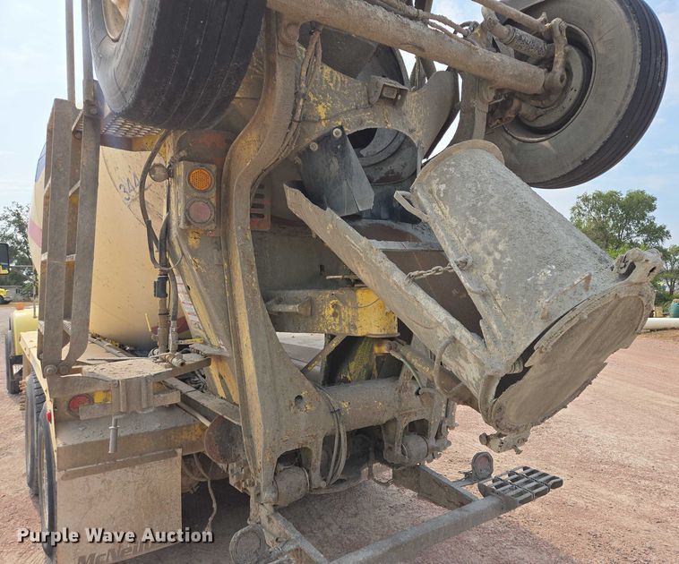 image for item DY1133 2009 Kenworth W900  ready mix truck