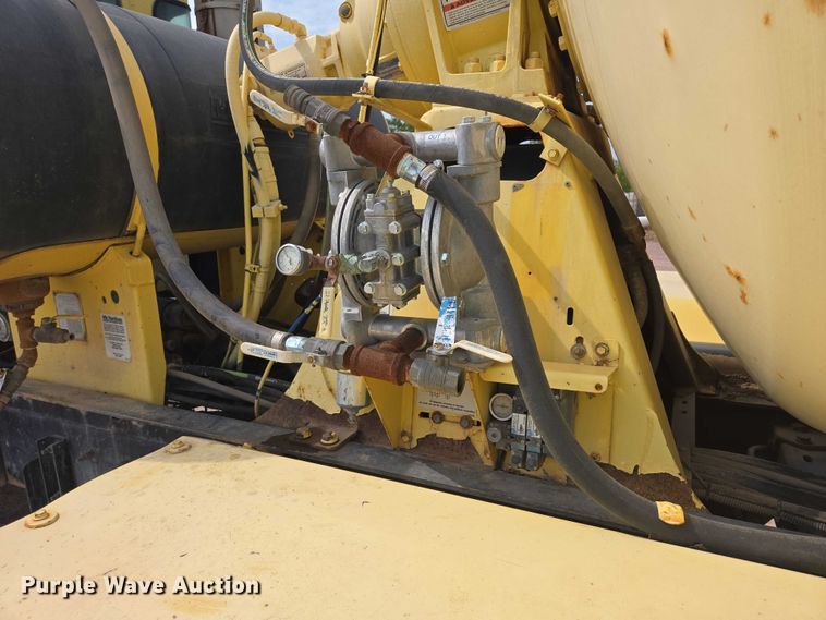 image for item DY1133 2009 Kenworth W900  ready mix truck