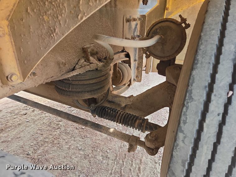 image for item DY1133 2009 Kenworth W900  ready mix truck