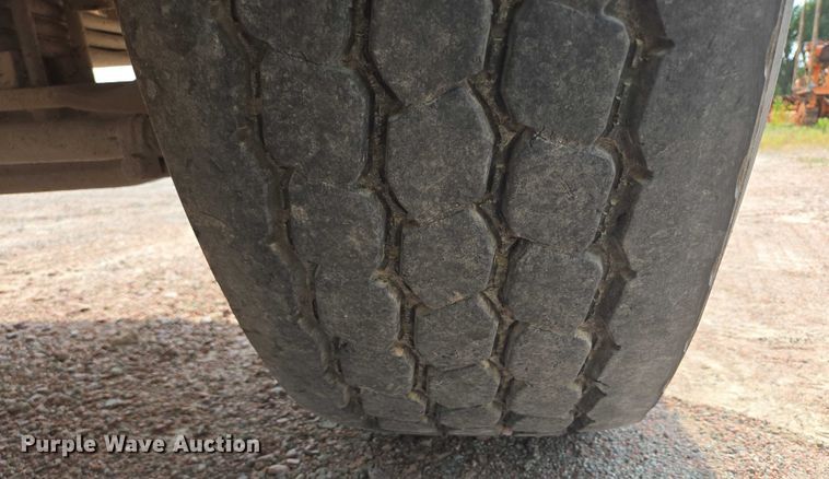 image for item DY1133 2009 Kenworth W900  ready mix truck