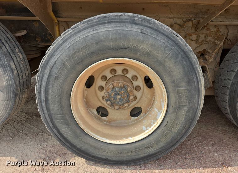 image for item DY1133 2009 Kenworth W900  ready mix truck