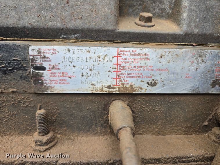 image for item DY1411 1995 Freightliner FLD112 fuel truck