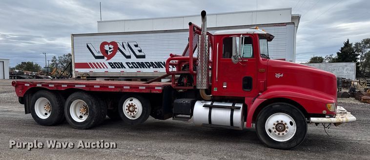 image for item DY8350 1998 International 9100  winch truck