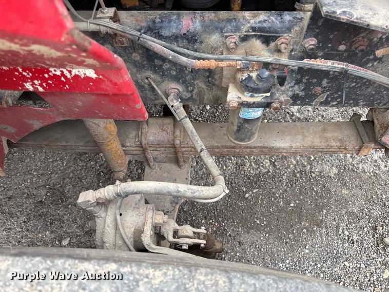 image for item DY8350 1998 International 9100  winch truck