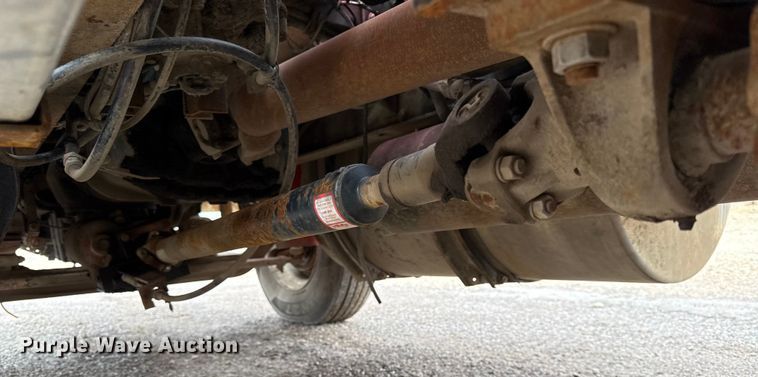 image for item DY8350 1998 International 9100  winch truck