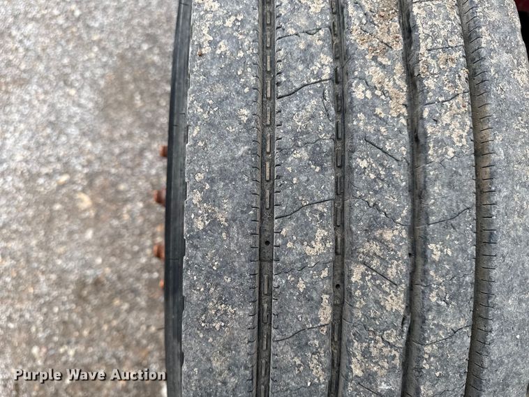 image for item DY8350 1998 International 9100  winch truck