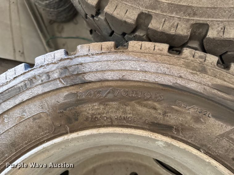 image for item DY8362 (6) 245/70R19.5 wheels and tires