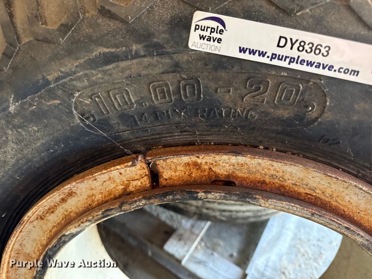 image for item DY8363 Tires and wheels