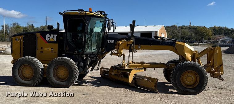 MOTOCONFORMADORA CATERPILLAR 12M 2010