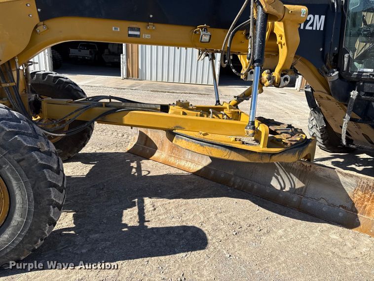 image for item DY8364 2010 Caterpillar 12M motor grader