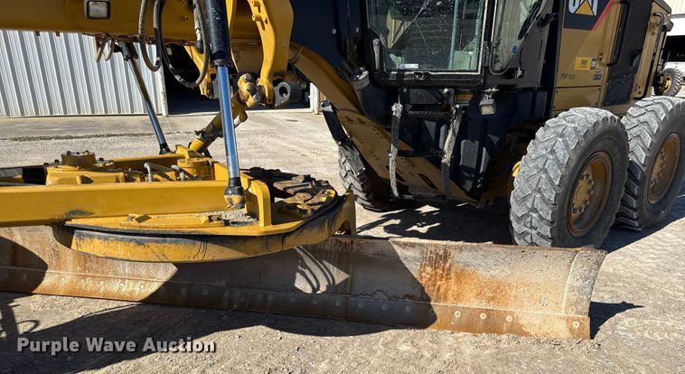 image for item DY8364 2010 Caterpillar 12M motor grader