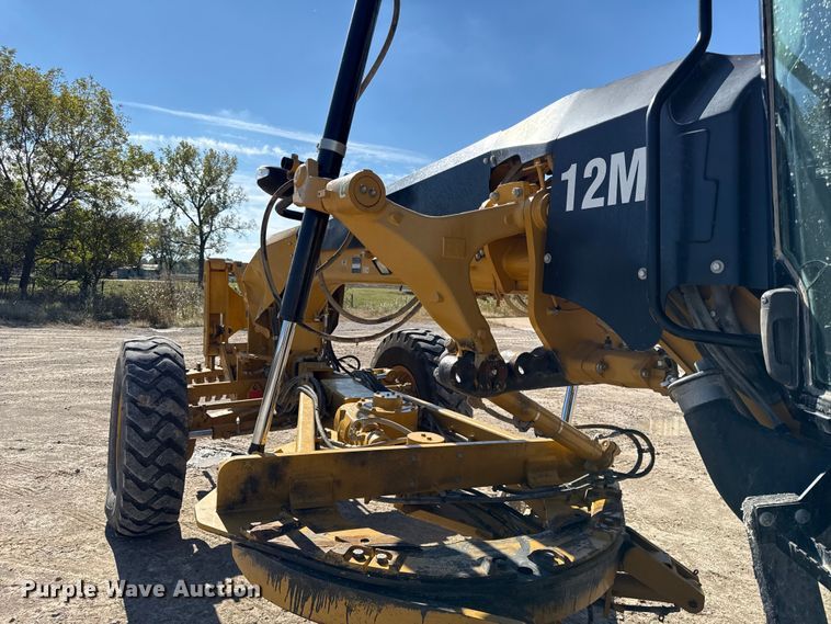 image for item DY8364 2010 Caterpillar 12M motor grader