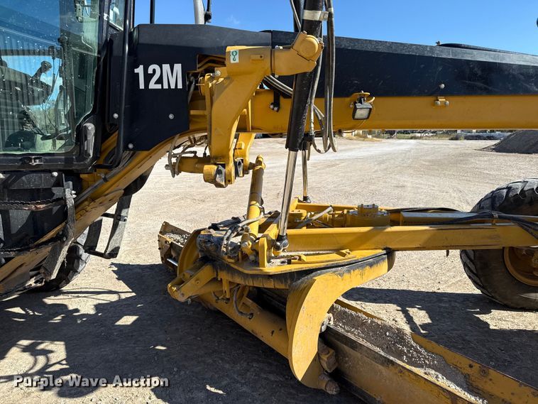 image for item DY8364 2010 Caterpillar 12M motor grader
