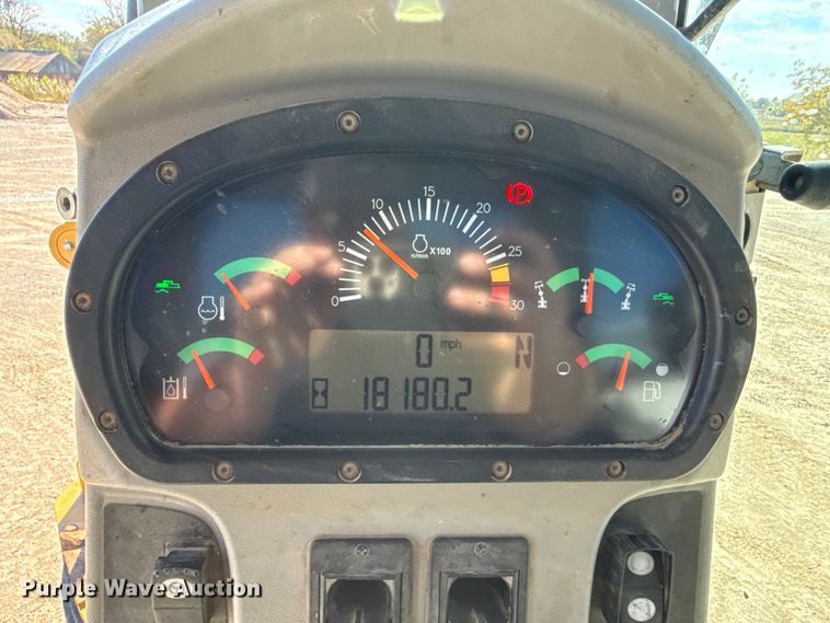 image for item DY8364 2010 Caterpillar 12M motor grader