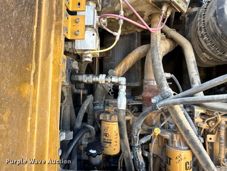 image for item DY8364 2010 Caterpillar 12M motor grader