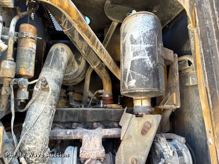 image for item DY8364 2010 Caterpillar 12M motor grader