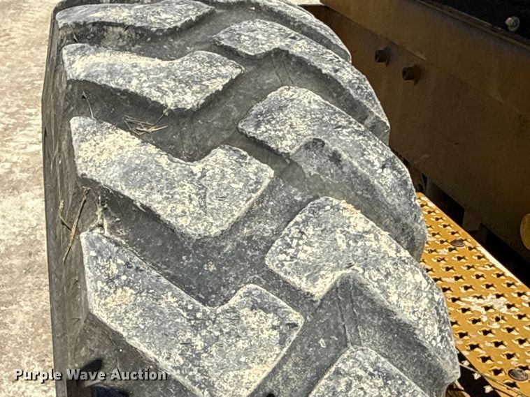 image for item DY8364 2010 Caterpillar 12M motor grader