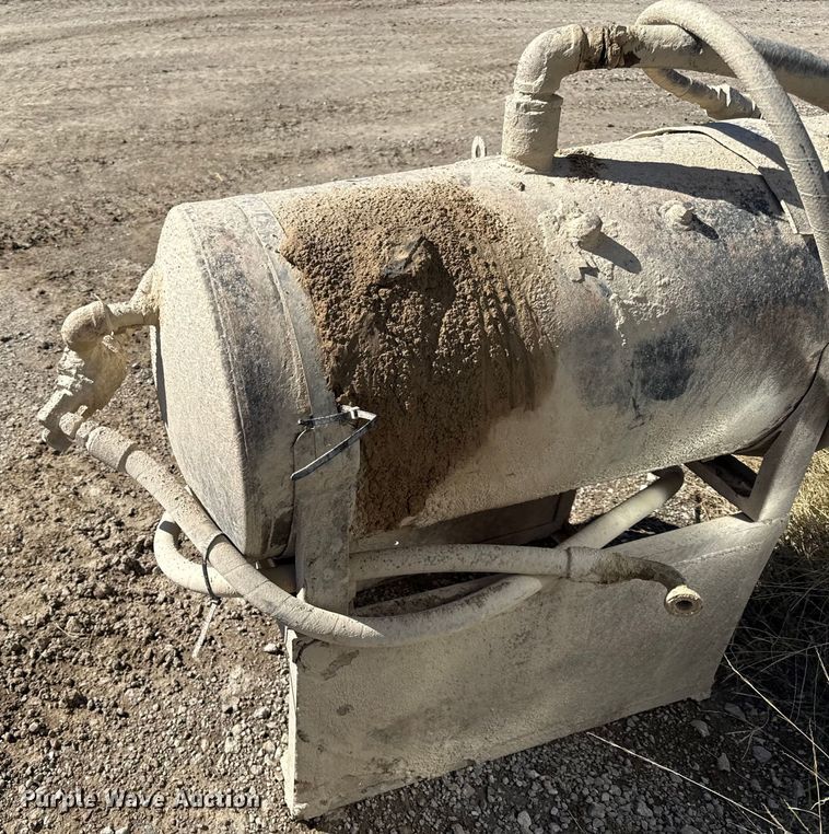 image for item DY8365 Hydraulic tank