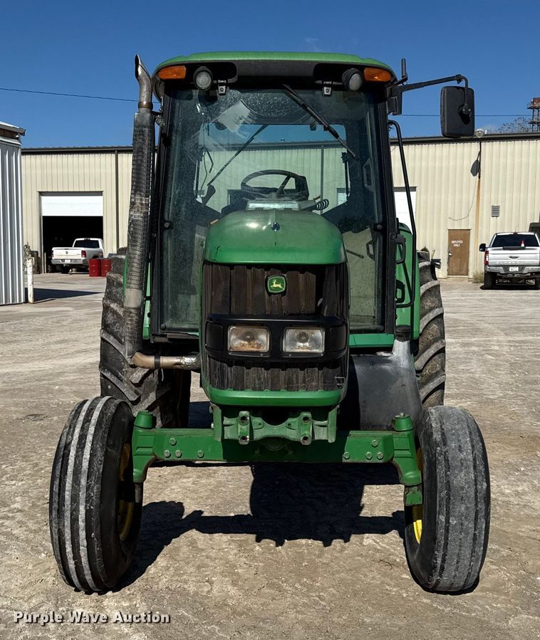 image for item DY8366 2011 John Deere 6330 tractor