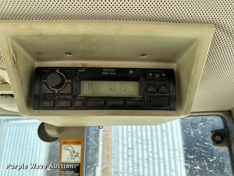 image for item DY8366 2011 John Deere 6330 tractor