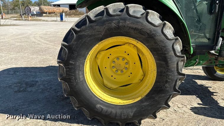 image for item DY8366 2011 John Deere 6330 tractor