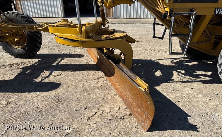 image for item DY8367 2007 Caterpillar 140H motor grader