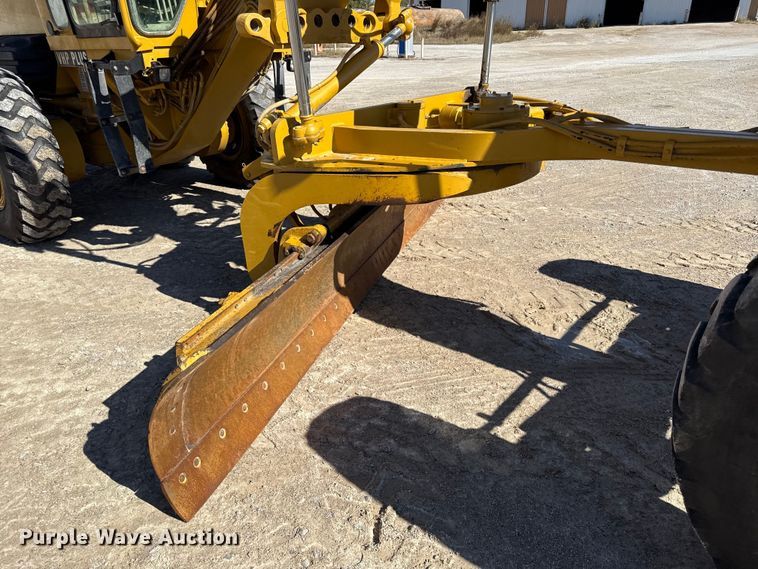 image for item DY8367 2007 Caterpillar 140H motor grader