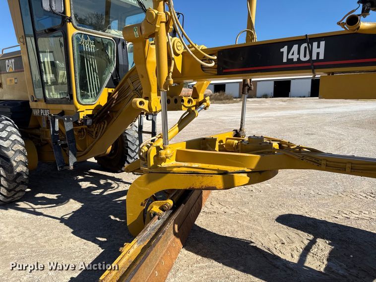 image for item DY8367 2007 Caterpillar 140H motor grader