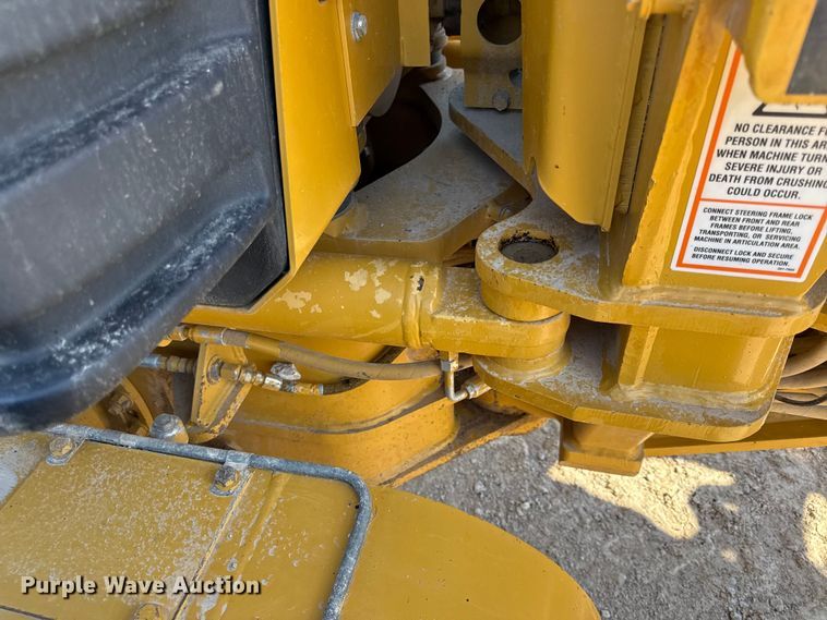 image for item DY8367 2007 Caterpillar 140H motor grader