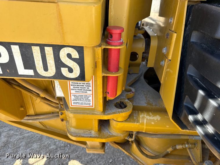 image for item DY8367 2007 Caterpillar 140H motor grader