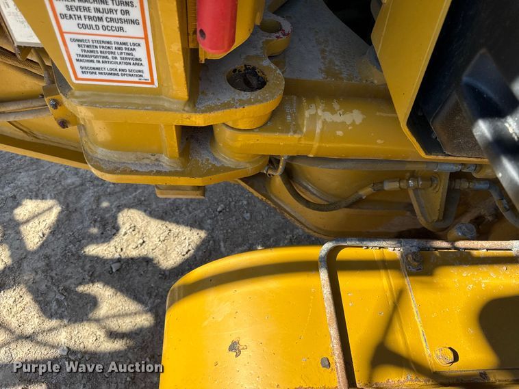 image for item DY8367 2007 Caterpillar 140H motor grader