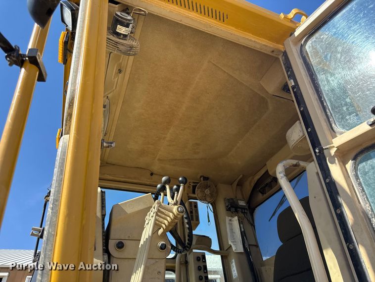 image for item DY8367 2007 Caterpillar 140H motor grader