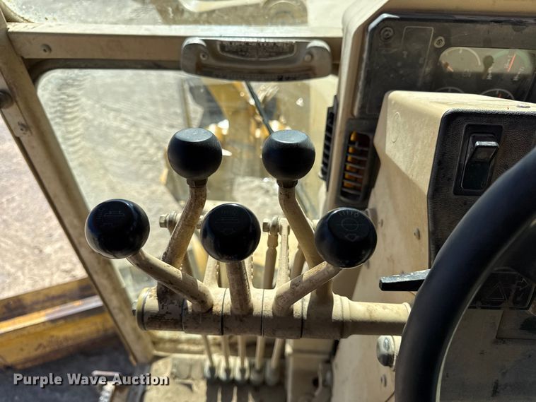 image for item DY8367 2007 Caterpillar 140H motor grader