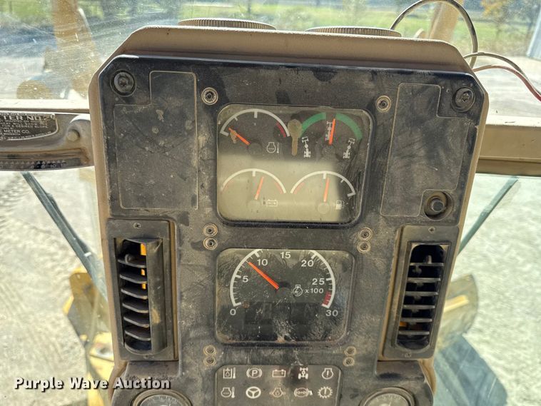 image for item DY8367 2007 Caterpillar 140H motor grader