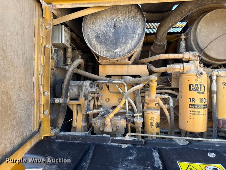 image for item DY8367 2007 Caterpillar 140H motor grader