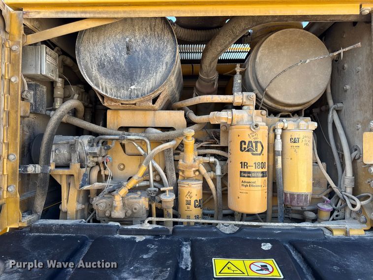 image for item DY8367 2007 Caterpillar 140H motor grader